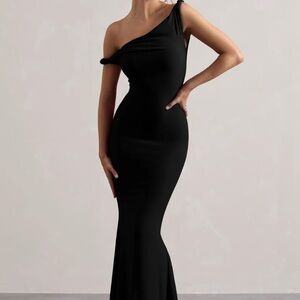 Club L London Lita Chic Black One-Shoulder Twisted Asymmetric Maxi Dress